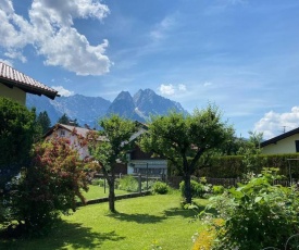 Haus mit wunderschönem Ausblick und Garten