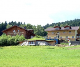 Erdhütte / Partyhütte / Bärwurz Reslhütte / Chalets